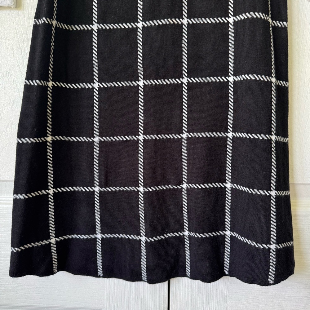 Adrienne Vittadini Grid Pattern Shift Dress – Black/White – Size XS - Picture 3 of 11